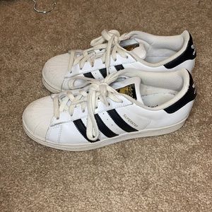Adidas superstar shoes